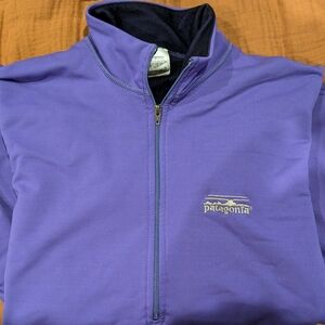 Patagonia Pullover Size Medium